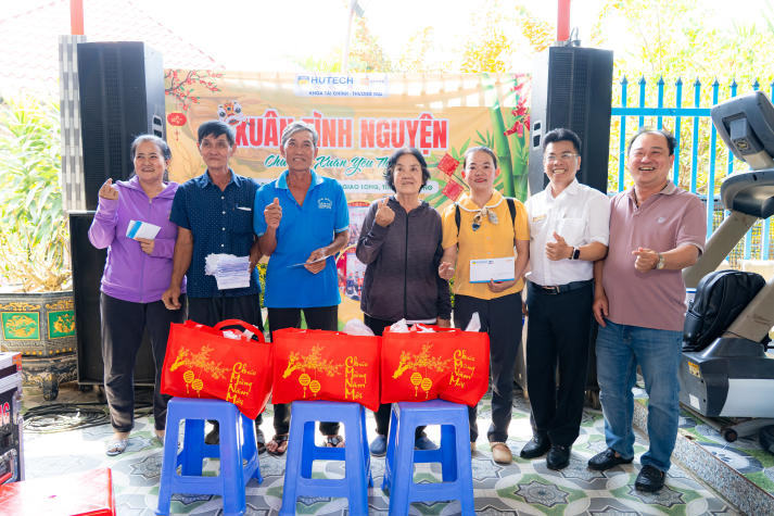 Khi mùa xuân được tạo nên từ ý thức sẻ chia của Khoa Tài chính - Thương mại 13WIN13 92
