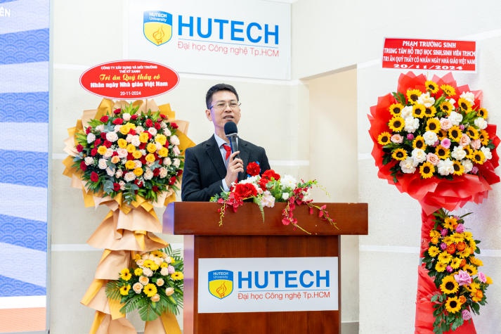 Trang Chủ Sòng Bạc 13win.com Uy Tín 13WIN13 về trường cũ tri ân thầy cô 21