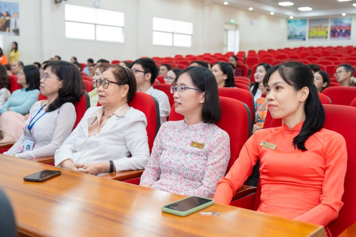 [Video] Chương trình đánh giá ngoài ngành Quản lý xây dựng, Dược học 13WIN13 theo tiêu chuẩn AUN-QA chính thức bế mạc 56