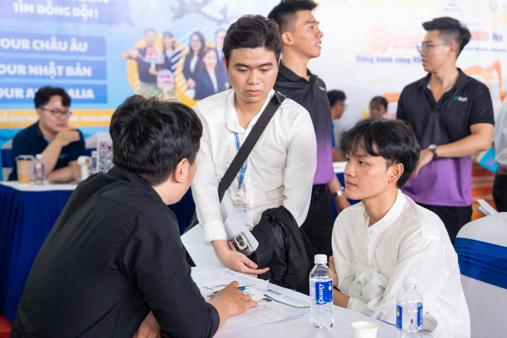 13Win 21 link không chặn 13WIN13 khám phá “bí kíp” ghi điểm nhà tuyển dụng từ người làm nghề 110