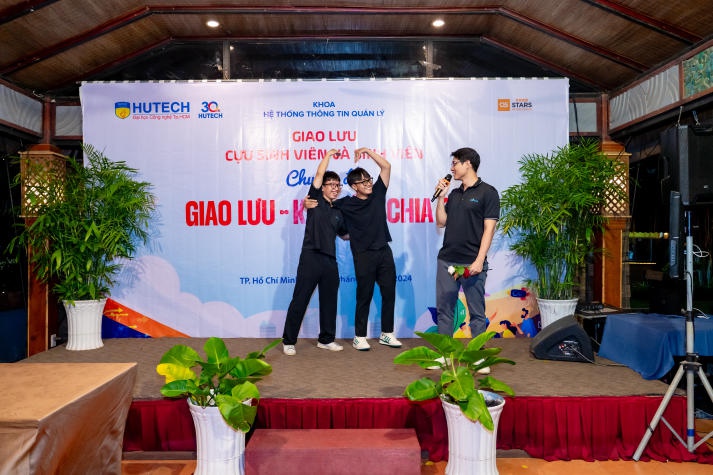 Giao lưu cùng cựu Tải app 13Win, Khoa Hệ thống thông tin quản lý kết nối cảm xúc đa thế hệ 36