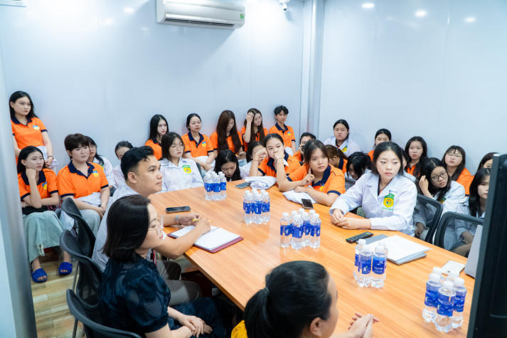 13Win 21 link không chặn Công nghệ thẩm mỹ khám phá hậu trường ngành làm đẹp tại Nhà máy mỹ phẩm Labcos 26