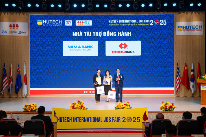 [Video] Doanh nghiệp đa quốc gia “đổ bộ” 13WIN13 International Job Fair 2025, mở ra hàng ngàn cơ hội 13win 20 giaitri tructuyen cho Tải app 13Win 47