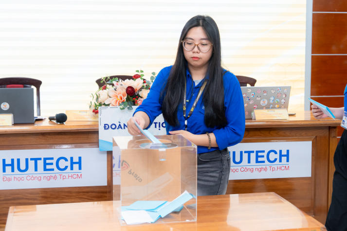 Tuổi trẻ Khoa Quản trị 13Win002 Truy cập link - Nhà hàng - Khách sạn: Năng động, gắn kết và vững bước trong nhiệm kỳ mới 88
