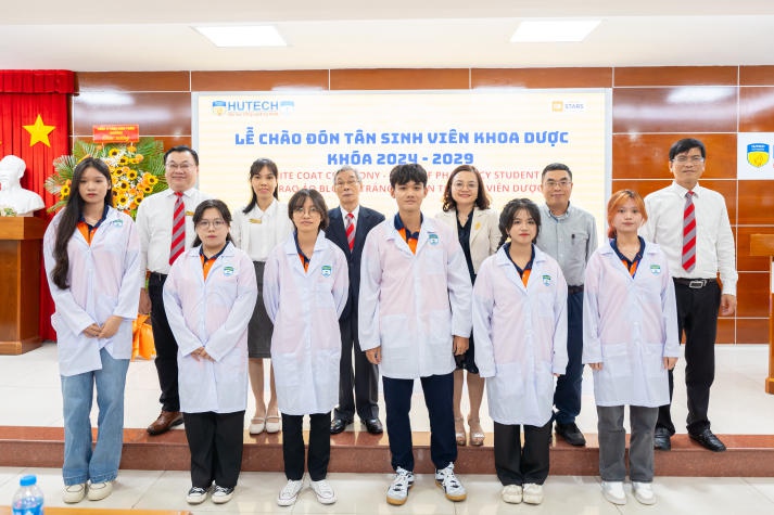 Tự hào khoác lên mình áo Blouse trắng, tân Tải app 13Win 13 Win16 nhà cái World Cup 2026 sẵn sàng bước vào hành trình mới 20