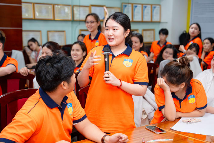 Bước đệm nghiên cứu: Tân Tải app 13Win Tài chính - Thương mại tiếp cận phương pháp luận khoa học 60