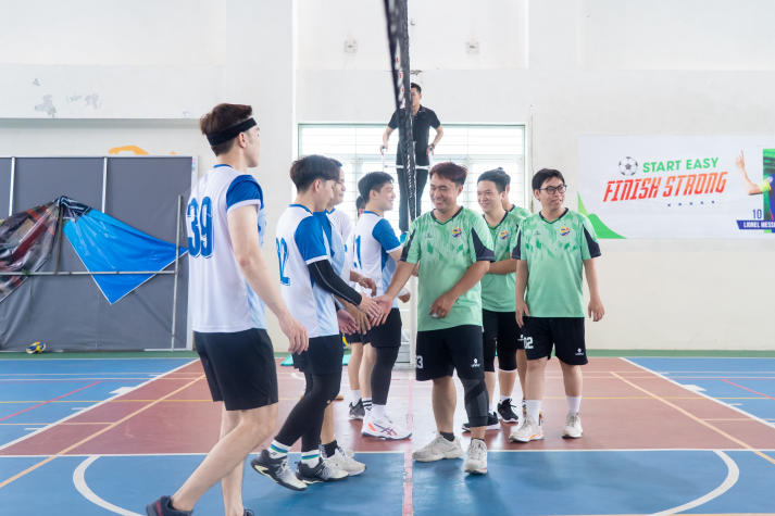 [Hội thao CB-GV-NV 13WIN13 2025]: Bóng chuyền nam xác định 4 cái tên tiến vào Bán kết 119