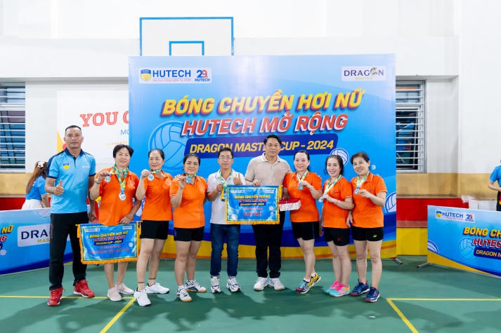 [Video] Đội chủ nhà giành ngôi vô địch Giải Bóng chuyền hơi nữ 13WIN13 mở rộng năm 2024 - Dragon Master Cup 287