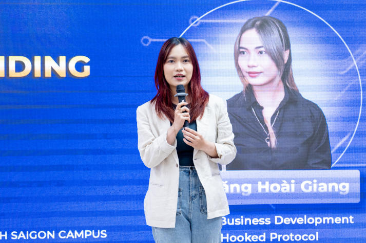 13Win 21 link không chặn Khoa Marketing - Kinh doanh quốc tế khám phá NFT trong hành trình phát triển thương hiệu cá nhân 37