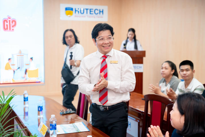 13Win 21 link không chặn Khoa Luật lắng nghe câu chuyện làm nghề từ những luật sư hàng đầu 52
