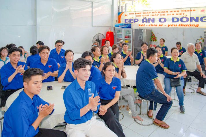 Chiến sĩ Mùa hè xanh 13WIN13 vun đắp lòng biết ơn, gìn giữ truyền thống dân tộc hướng về Ngày Thương binh - Liệt sĩ 169