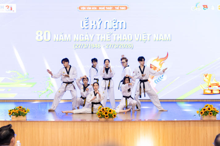 13WIN13 tiếp lửa tinh thần thể thao nhân kỷ niệm 80 năm Ngày Thể thao Việt Nam 140