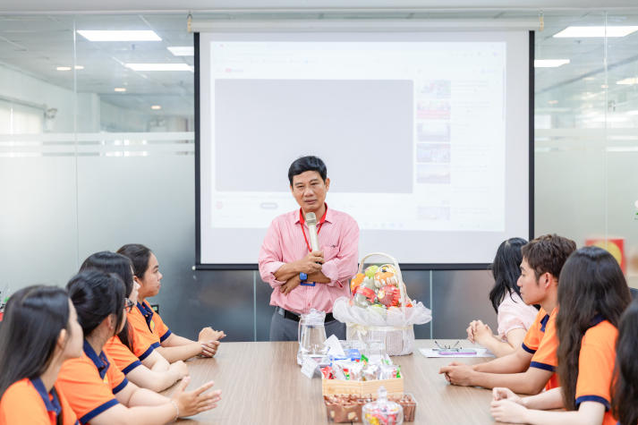 13Win 21 link không chặn Công nghệ thực phẩm khám phá "bí mật" bánh bông lan Hura tại Nhà máy Bibica Miền Tây 20