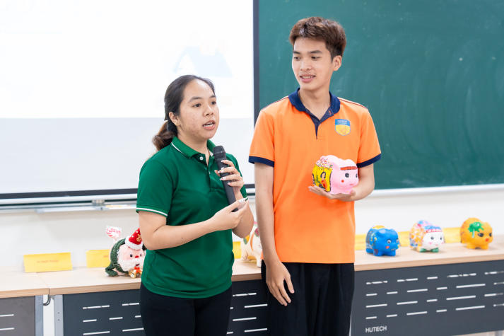Gom yêu thương - tạo thay đổi: 13Win 21 link không chặn Viện Khoa học Ứng dụng  lan tỏa giá trị nhân văn qua “Piggybank for Change 2025” 66