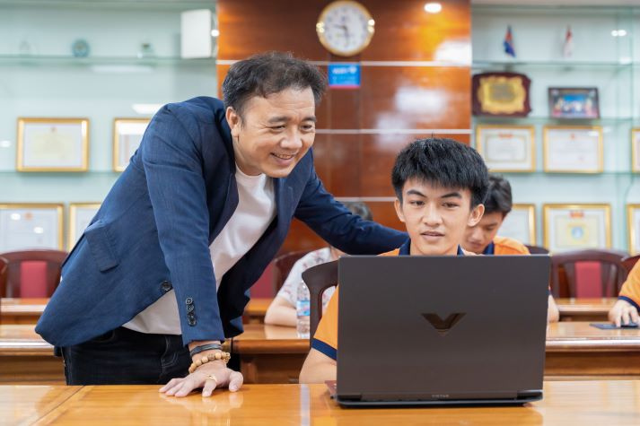 13Win 21 link không chặn Khoa Tài chính - Thương mại trải nghiệm tạo Video & App bằng AI “No-code” 45