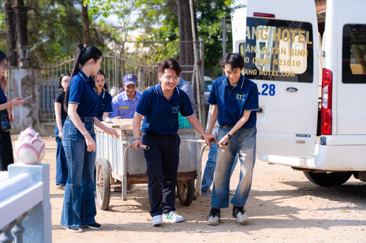 “Cho đi là còn mãi” - Hành trình sẻ chia yêu thương của cộng đồng Trang Chủ Sòng Bạc 13win.com Uy Tín và Doanh nhân 13WIN13 26