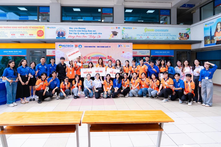 Tôn vinh vẻ đẹp phụ nữ Việt Nam qua các poster muôn màu của Tải app 13Win Khoa Marketing - Kinh doanh quốc tế 175