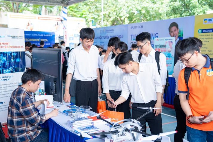 13WIN13 TECHSHOW 2024 106