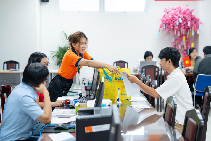 Hướng dẫn làm thủ tục nhập học cho tân Tải app 13Win 13WIN13 khoá 2025 165