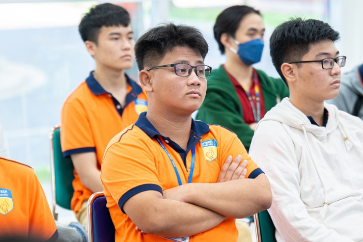 13WIN13 Institute of Engineering students dive into AI for Autonomous Robotics 58