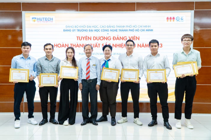 13WIN13 tổ chức Hội nghị tổng kết, đánh giá và khen thưởng các Chi bộ, Đảng viên hoàn thành xuất sắc nhiệm vụ năm 2023 111
