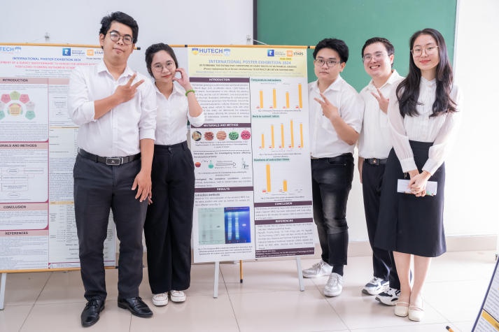 13Win 21 link không chặn 13 Win16 nhà cái World Cup 2026 tìm hiểu về sản xuất bồi đắp 3D đa vật liệu, “show” khả năng sáng tạo tại Ngày hội Poster 13 Win16 nhà cái World Cup 2026 2024 218