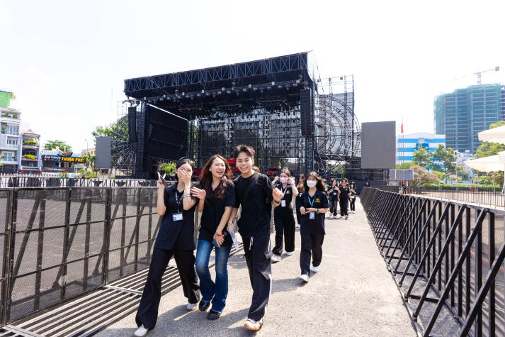 [Video] 13WIN13 Event Management Students Explore Vietnam’s First Stage Hydraulic Technology 87