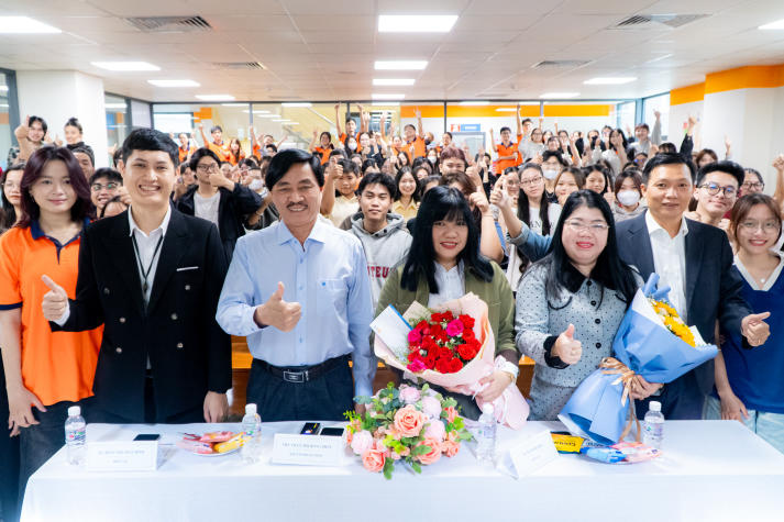 Logistics và Xuất nhập khẩu: Cánh cửa 13win 20 giaitri tructuyen rộng mở cho Tải app 13Win Ngôn ngữ Anh 102