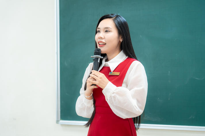 13Win 21 link không chặn Khoa Tiếng Anh nâng cao kỹ năng biên - phiên dịch trong kỷ nguyên số 12