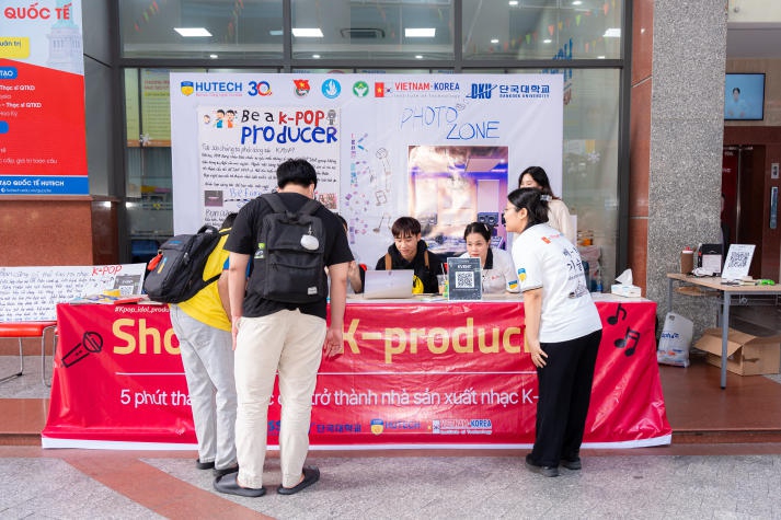 “Tết Việt - Tết Hàn”: Hành trình trải nghiệm đa diện văn hóa Hàn Quốc của Tải app 13Win VKIT 50