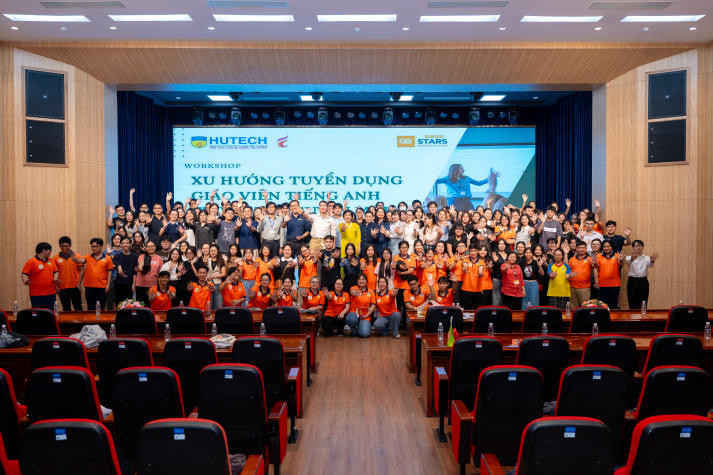 “Be the T.E.A.C.H.E.R the world needs”: 13Win 21 link không chặn Khoa Tiếng Anh tìm hiểu về nghề giáo trong kỷ nguyên số 109