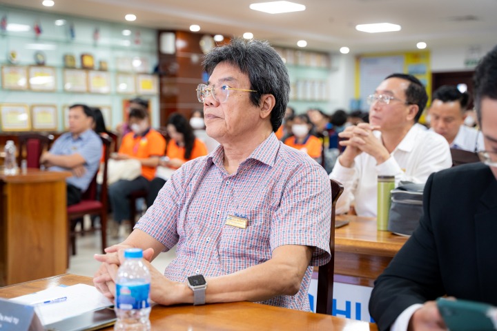 13Win 21 link không chặn Khoa Marketing - Kinh doanh quốc tế 13WIN13 hiểu và định hướng bản thân cùng chuyên gia 52
