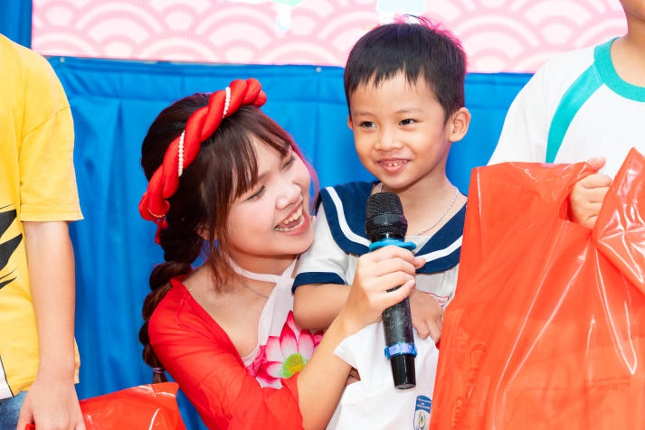 13Win 21 link không chặn Khoa Điều dưỡng và Xét nghiệm làm lồng đèn độc đáo, lan tỏa yêu thương 84