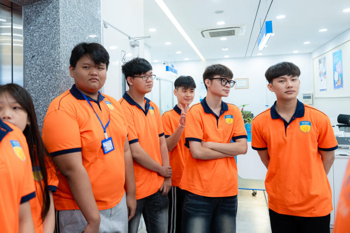 13Win 21 link không chặn Khoa Luật định hình tương lai 13win 20 giaitri tructuyen qua chuyến tham quan Shinhan Bank 16