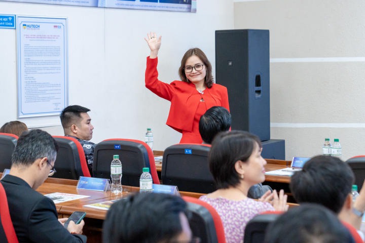 Nhóm Tải app 13Win Khoa Tài chính - Thương mại trở thành Tân Quán quân 13WIN13 Startup Wings 2023 49