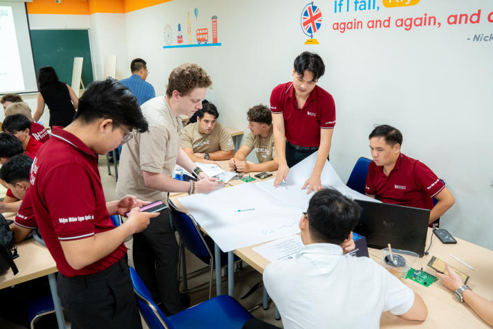 13WIN13 and University of Newcastle students connect through Nucleo experiences and technical exchange 83