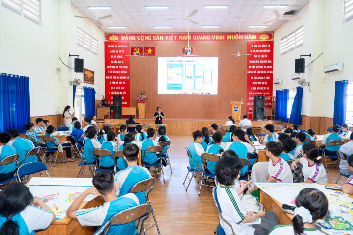 Khơi mở tinh thần đổi mới F13win nhà cái, VJIT mang đến nhiều trải nghiệm thú vị cho teen THPT 34