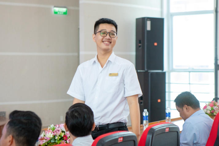 Giảng viên Viện Kỹ thuật 13WIN13 “gỡ rối” cho Tải app 13Win mùa làm đồ án 29