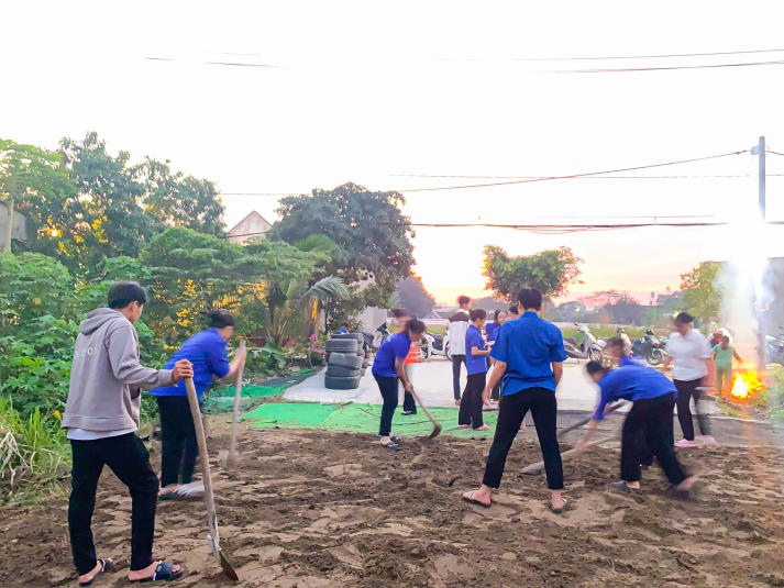Chiến sĩ Khoa Quản trị 13Win002 Truy cập link - Nhà hàng - Khách sạn khơi dậy yêu thương qua chiến dịch Xuân tình nguyện 2025 16