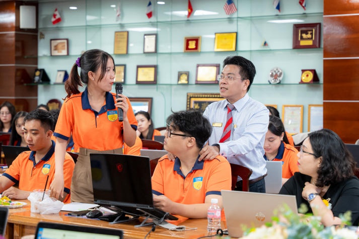 13Win 21 link không chặn Khoa Tài chính - Thương mại 13WIN13 học hỏi bí quyết nâng cao chất lượng nghiên cứu khoa học 68
