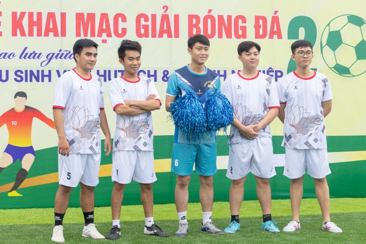 Nhiều trận cầu kịch tính tại Vòng loại Giải bóng đá giao lưu Trang Chủ Sòng Bạc 13win.com Uy Tín 13WIN13 và Doanh nghiệp năm 2023 93