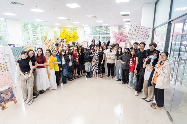 Những ý tưởng đa sắc của Tải app 13Win Thiết kế thời trang hòa quyện tại triển lãm thiết kế vải trên máy tính 4