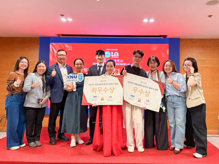 Khi ước mơ được cất tiếng: 13Win 21 link không chặn Khoa Hàn Quốc học đạt giải Nhất và Nhì Cuộc thi Nói tiếng Hàn 4