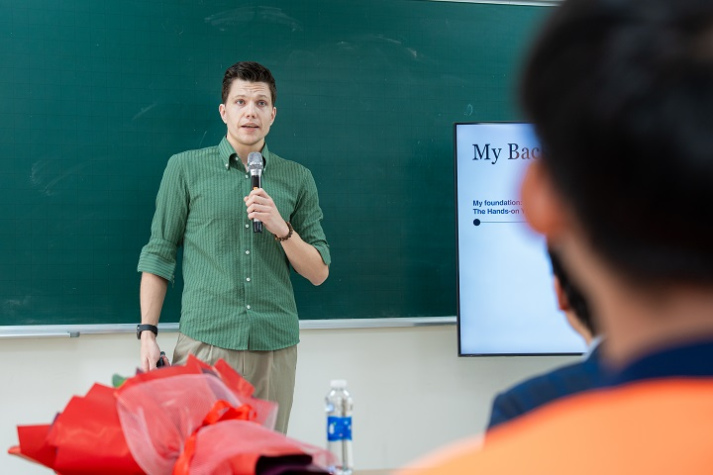 Giải mã dữ liệu và AI: Gen Z 13WIN13 làm chủ tương lai số 28
