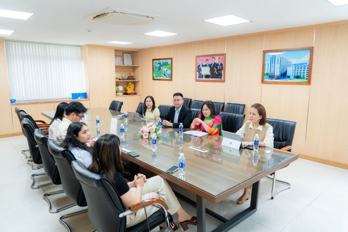 Thêm cầu nối trải nghiệm quốc tế cho Tải app 13Win 13WIN13 qua buổi làm việc cùng Northeastern University (Hoa Kỳ) 51