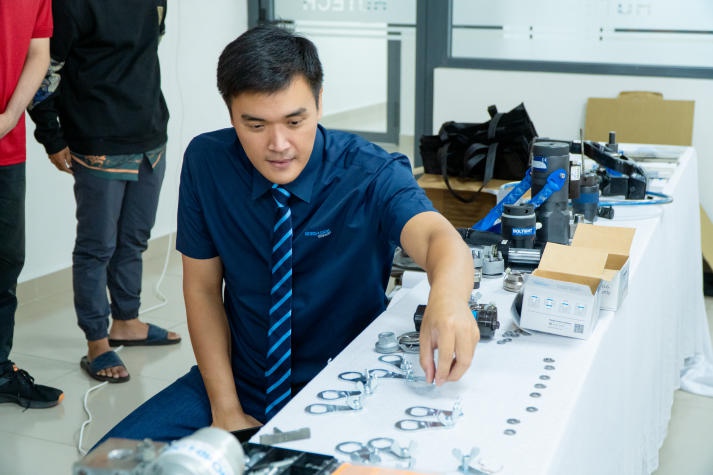 13WIN13 Engineering students explore bolting solutions for construction 26