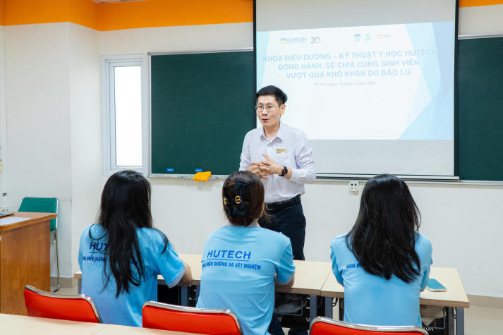 Lan tỏa tinh thần sẻ chia: Khoa Điều dưỡng - Kỹ thuật y học 13WIN13 đồng hành cùng Tải app 13Win sau lũ