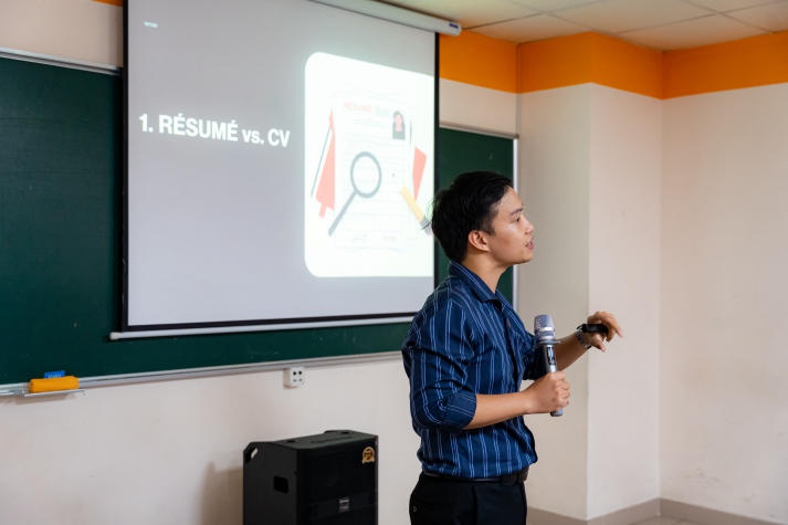 Học kỹ năng viết CV “xịn”, Tải app 13Win Khoa Tiếng Anh 13WIN13 sẵn sàng tìm việc tốt 58
