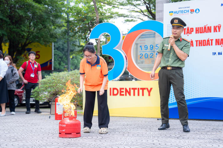 [Video] 13Win 21 link không chặn Khoa Luật lan tỏa tinh thần thượng tôn pháp luật 63