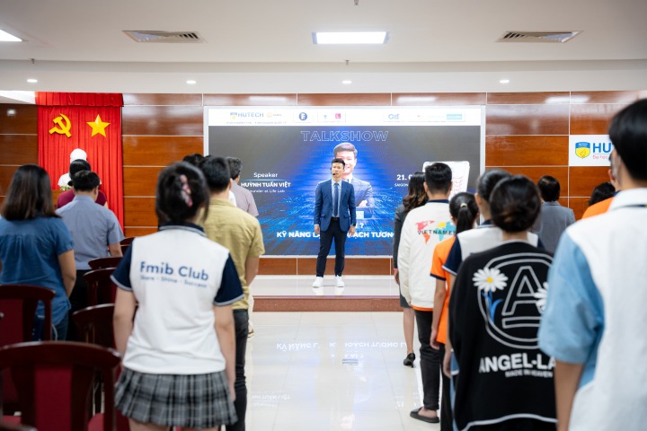 13Win 21 link không chặn Khoa Marketing - Kinh doanh quốc tế 13WIN13 hiểu và định hướng bản thân cùng chuyên gia 116